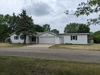 1602 Ash St, Alexandria, MN 56308