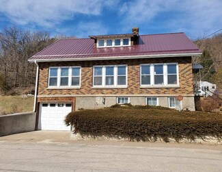 640 North St, Lansing, IA 52151