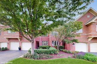 119 W Seminole Ave, Elmhurst, IL 60126