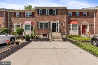 7130 Lake Cove Dr, Alexandria, VA 22315