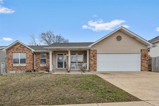 5728 Whitefalls Ct, Saint Louis, MO 63129