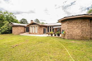 1240 Moses St, Camden, AR 71701