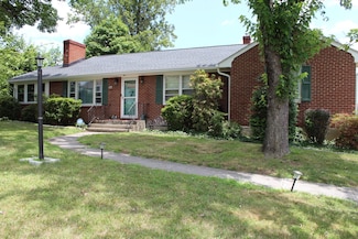 2014 Wynmere Dr, Roanoke, VA 24018