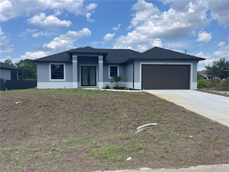 2710 10th St SW, Lehigh Acres, FL 33976