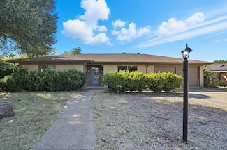 233 Bellvue Dr, Fort Worth, TX 76134