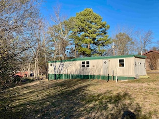 558 Main St, Clinton, AR 72031