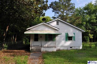 250 1st Ave, Bennettsville, SC 29512
