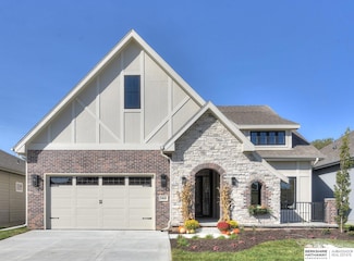 10620 S 127th Plaza, Omaha, NE 68138