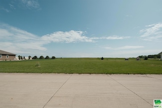 1541 Sunrise Trail, Sioux Center, IA 51250