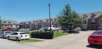 1792 N Chestnut Ave, Fayetteville, AR 72703