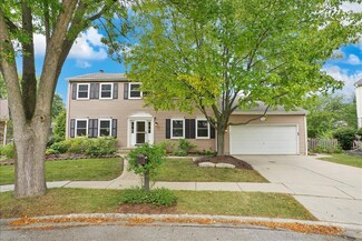 1356 River Oak Dr, Naperville, IL 60565