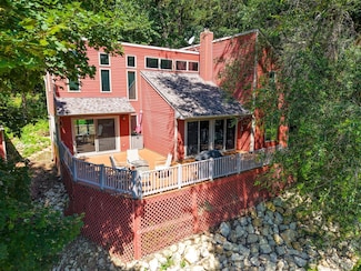 24425 County Road 17, Winona, MN 55987
