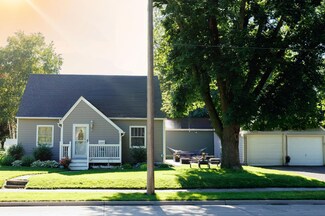 1207 S Elm Ave, Owatonna, MN 55060