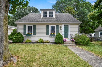 115 Curran Rd, Cumberland, RI 02864