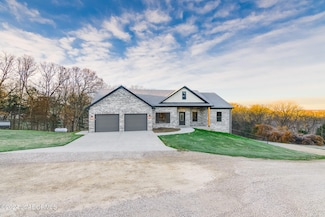 49 Pine Wood Trail, Bonnots Mill, MO 65016