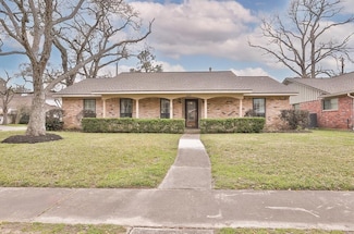1039 Curtin St, Houston, TX 77018