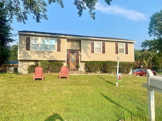 20 Donner Dr, Walden, NY 12586