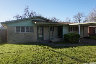 4942 Creekmoor Dr, San Antonio, TX 78220