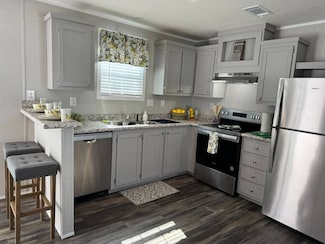 753 Tallman Cir Unit 38, Piney Green, NC 28544
