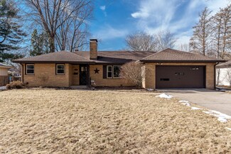 1416 Scottswood Rd, Rockford, IL 61107