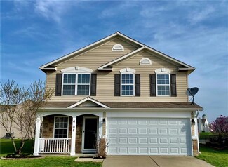 6108 Green Glade Dr, Whitestown, IN 46075