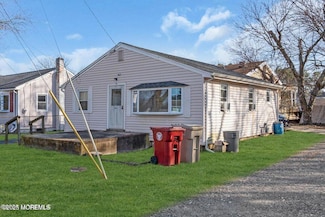 74 2nd Ave, Toms River, NJ 08757