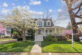 4845 Little Falls Rd, Arlington, VA 22207