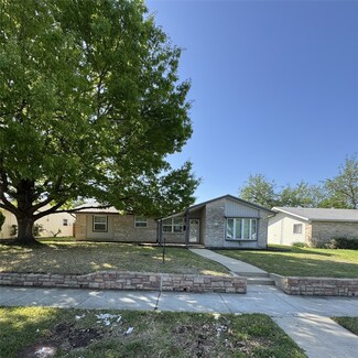 2308 Misty Ln, Carrollton, TX 75006