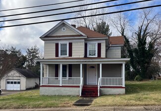 127 N Franklin Blvd, Gretna, VA 24557