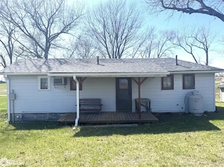 12346 Cherokee Dr, Moravia, IA 52571