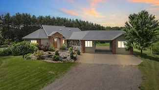 1022 Cortland Ln, Stevens Point, WI 54482