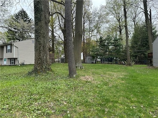 0 Maxwell Dr, North Madison, OH 44057