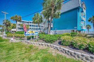 720 N Waccamaw Dr Unit 207, Murrells Inlet, SC 29576
