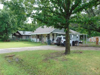 105 N Brentwood Ave, Marietta, OK 73448