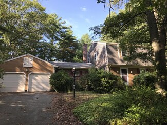 1 Winter Hill Rd, Mattapoisett, MA 02739