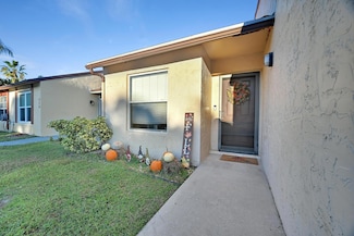 214 Palmetto Ct, Jupiter, FL 33458