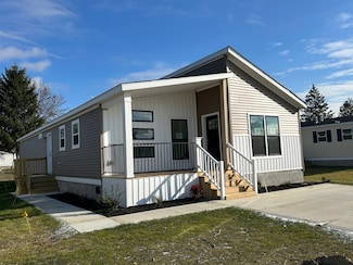 763 County Line Rd, Crestline, OH 44827