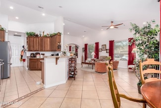 646 W Aspenwood St, Green Valley, AZ 85614