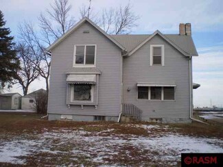 243 243 W 5th Ave, Minnesota Lake, MN 56068