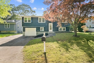 32 Cullen Ave, West Haven, CT 06516