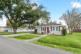 546 Clayton Dr, Norco, LA 70079