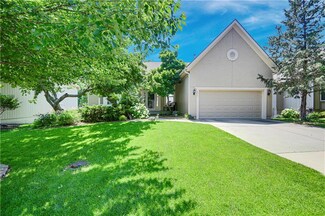 4917 W 162nd St, Stilwell, KS 66085