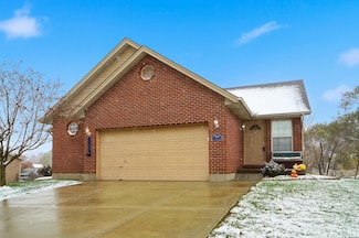 5416 Shady Meadows Dr, Hamilton, OH 45011