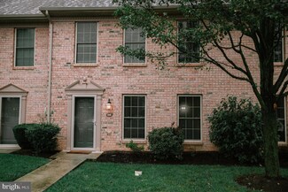 309 Melbourne Ln, Mechanicsburg, PA 17055