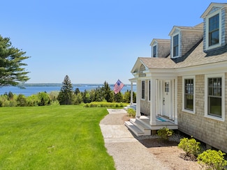 286 Atlantic Hwy, Northport, ME 04849