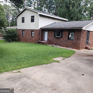 1217 Dove Ct, Morrow, GA 30260