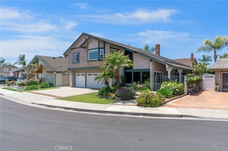21041 Shaw Ln, Huntington Beach, CA 92646