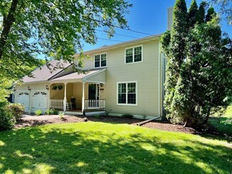 316 W Pomeroy Ln, Amherst, MA 01002