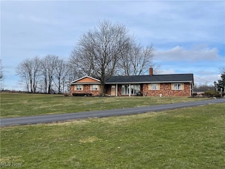 4449 Greenville (St Rt 88) Rd, Farmdale, OH 44417