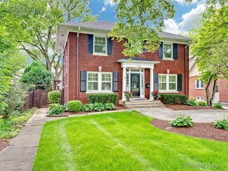 131 N Garfield St, Hinsdale, IL 60521